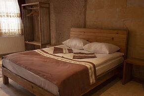 Narcissos Cave Hotel