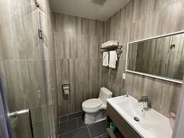 King Hotel Brooklyn Sunset Park