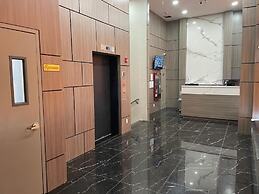 King Hotel Brooklyn Sunset Park