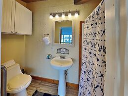 4513brnclodgesinh - Barnacle Lodge