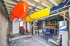 4513brnclodgesinh - Barnacle Lodge