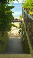 Penthouse getaway by the beach