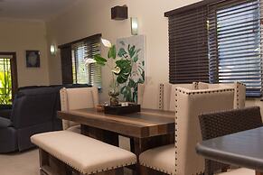 Penthouse getaway by the beach