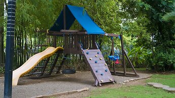 Penthouse getaway by the beach