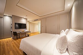 Platinum Hotel Tunjungan Surabaya