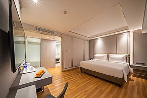 Platinum Hotel Tunjungan Surabaya