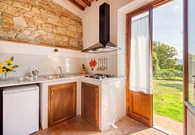 Montignano Studio With Pool