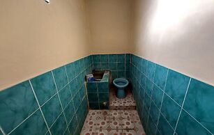 HOTEL PARANGTRITIS WIDODO TUSTIYANI