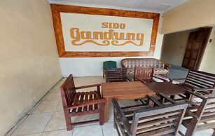 HOTEL PARANGTRITIS WIDODO TUSTIYANI