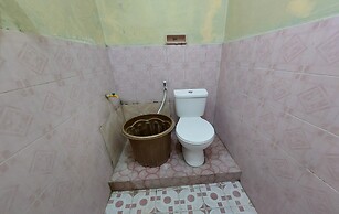 HOTEL PARANGTRITIS WIDODO TUSTIYANI