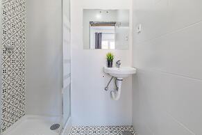 AYZ Silvela - Auto check-in property