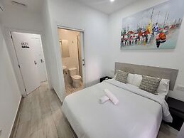 AYZ Silvela - Auto check-in property