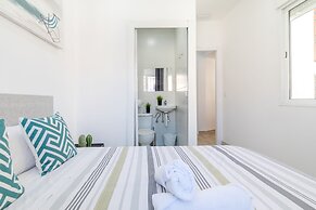 AYZ Silvela - Auto check-in property