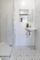 AYZ Silvela - Auto check-in property