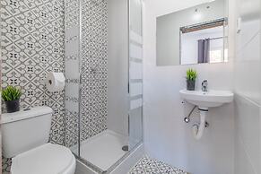 AYZ Silvela - Auto check-in property