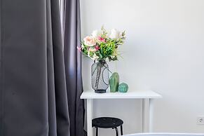 AYZ Silvela - Auto check-in property