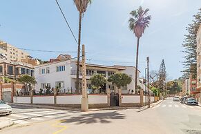 AYZ Silvela - Auto check-in property