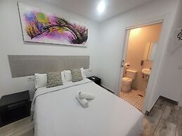 AYZ Silvela - Auto check-in property