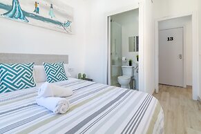 AYZ Silvela - Auto check-in property