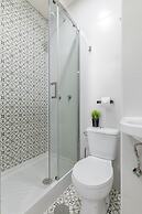 AYZ Silvela - Auto check-in property