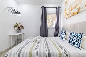 AYZ Silvela - Auto check-in property