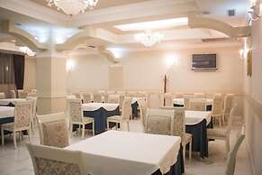 Grand Hotel