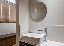 Brown Dot Hotel Eurwangri