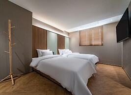 Brown Dot Hotel Eurwangri