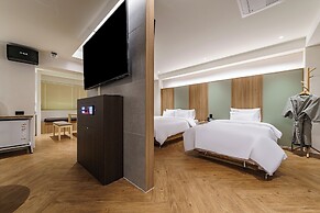 Brown Dot Hotel Eurwangri