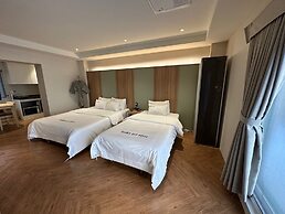 Brown Dot Hotel Eurwangri