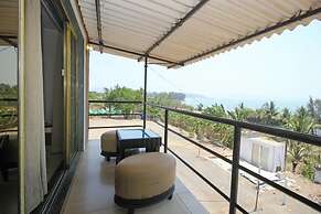 Sea Breeze Beach Resort