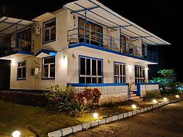 Sea Breeze Beach Resort