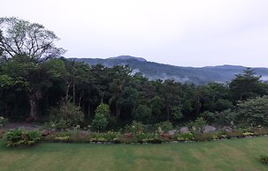 Montrose Golf Resort & Spa