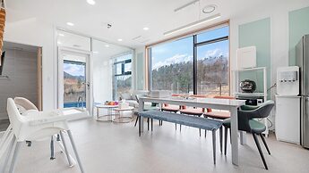 Gapyeong Belloci Firstige Partypoolvilla