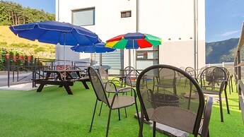 Gapyeong Bereuso Firstige Party Poolvill