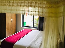 Galaxy Country Club & Hotel