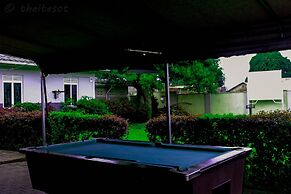Galaxy Country Club & Hotel