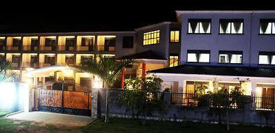 Galaxy Country Club & Hotel