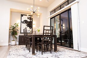 Kaizer Anthony Living