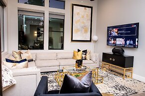 Kaizer Anthony Living