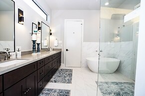 Kaizer Anthony Living