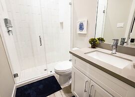 Kaizer Anthony Living