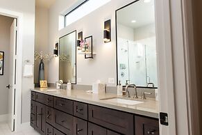 Kaizer Anthony Living