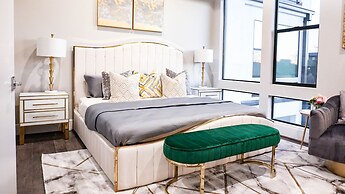 Kaizer Anthony Living