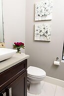 Kaizer Anthony Living