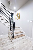 Kaizer Anthony Living