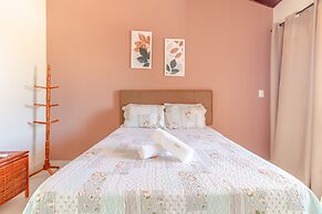 GB60 Excellent House 4 Suites