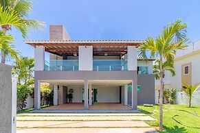 GB60 Excellent House 4 Suites