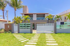 GB60 Excellent House 4 Suites