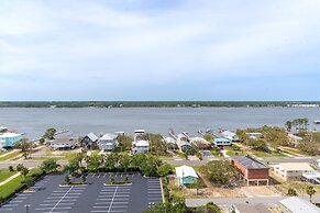 Crystal Tower 1204 2 Bedroom Condo by Redawning